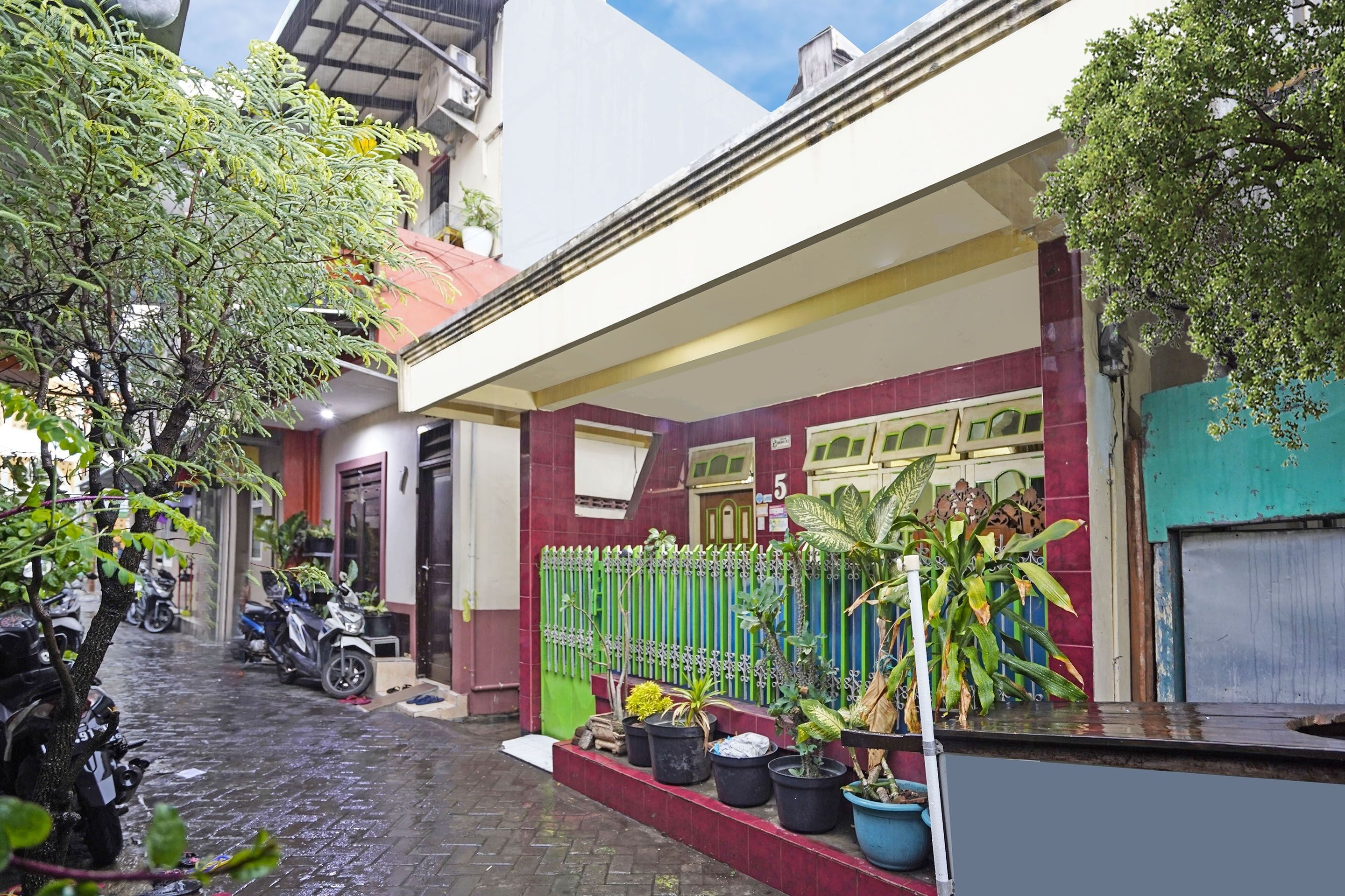 Bagian depan properti