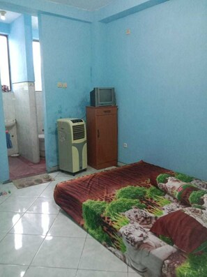 Deluxe Double Room | Free WiFi, bed sheets