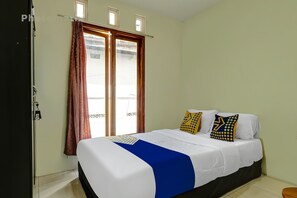 Free WiFi, bed sheets