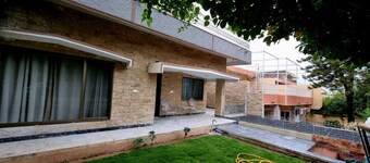 Conveniant and Spacious 