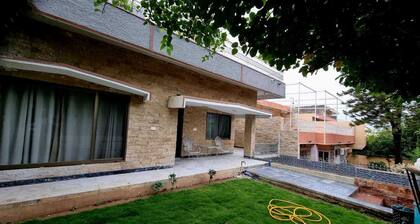 Conveniant and Spacious