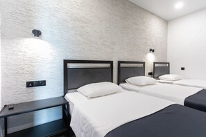 Standard Triple Room | Free WiFi, bed sheets - Hotel West Way (Kutaisi)