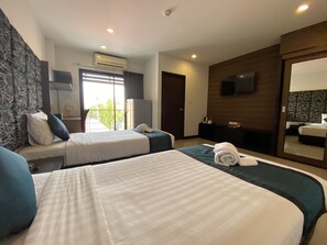 Chambre Supérieure avec lits jumeaux | Literie de qualité supérieure, matelas Select Comfort, minibar