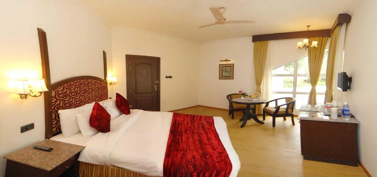 Suite familiar | Sábanas de algodón egipcio, ropa de cama de alta calidad, wifi gratis