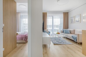 Superior Apartment | 1 bedroom, premium bedding, laptop workspace, iron/ironing board - Seaside Apartamenty Shelter Rogowo (Trzebiatow)