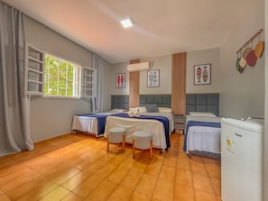 Basic Quadruple Room | Minibar, free WiFi, bed sheets - Pousada de Bonito (Bonito)