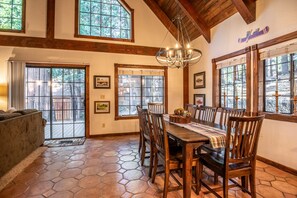 Dining - Sierra Serenity -  w/ Central Heat! (Camp Connell)