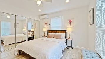 3 habitaciones, escritorio, tabla de planchar con plancha y wifi gratis