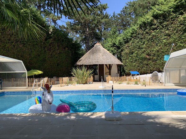 Outdoor pool, a heated pool