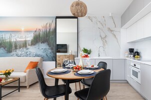 Superior Apartment | In-room dining