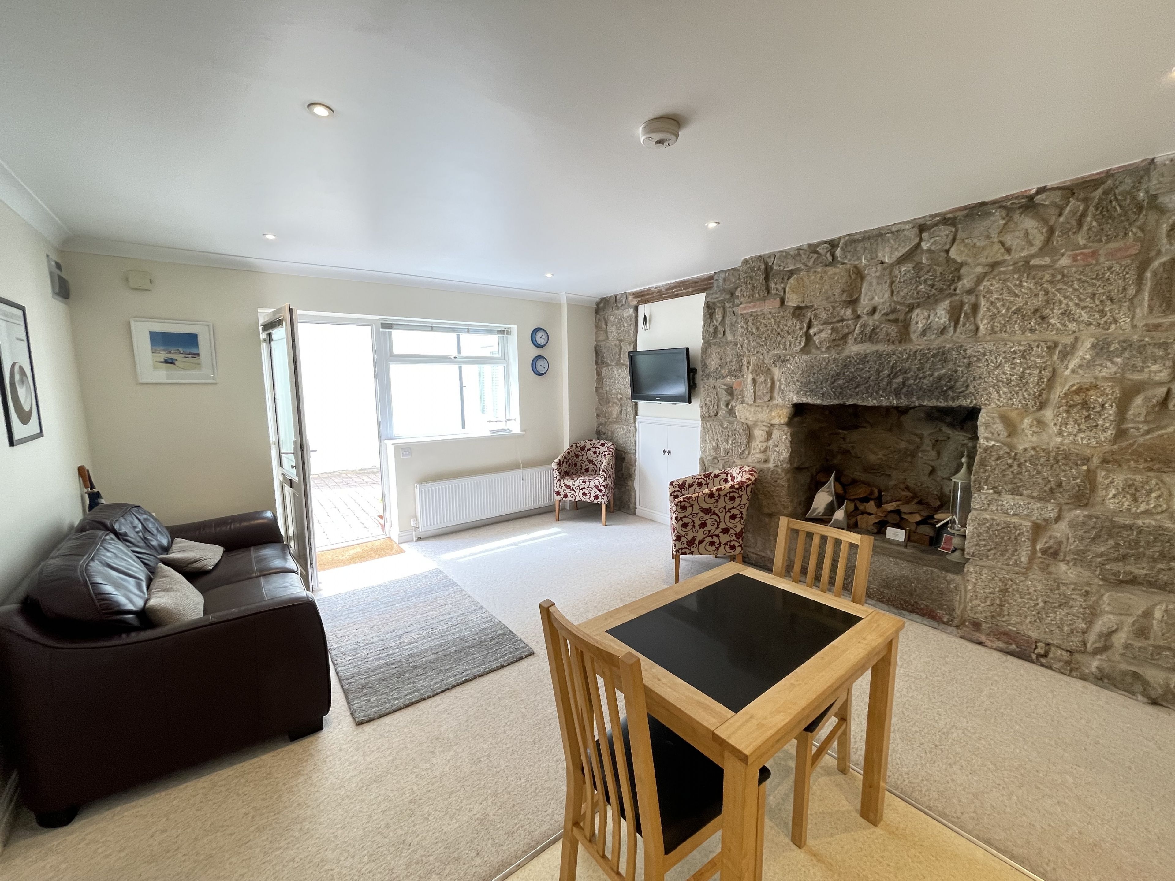 Fernseher, DVD-Player