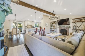 Smart TV, fireplace, table football