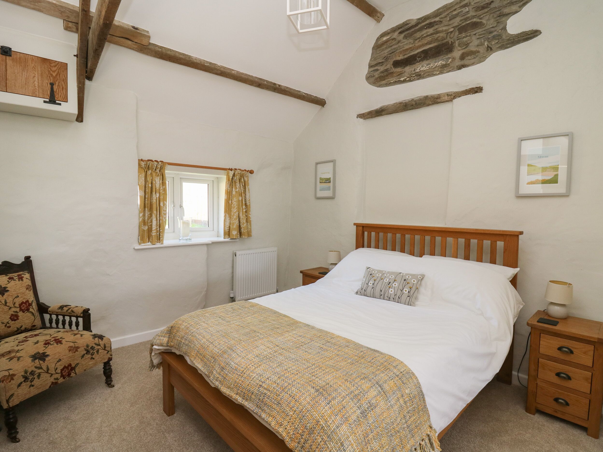 1 bedroom, individually decorated, individually furnished, free WiFi