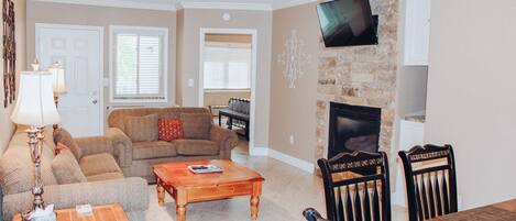 Condo, 2 Bedrooms | Living area