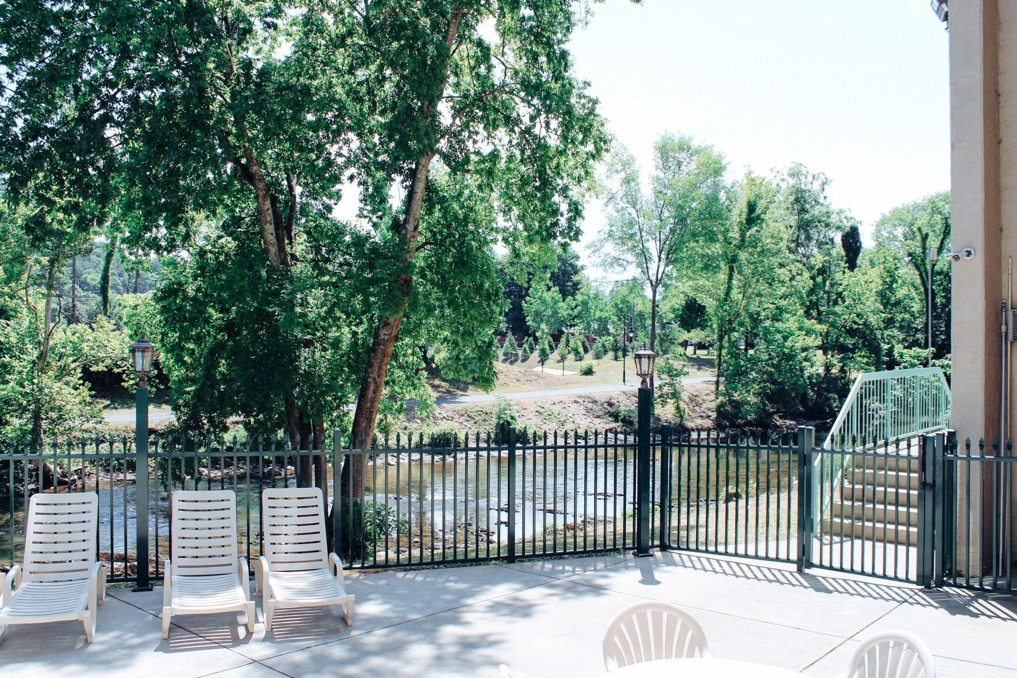 Condo, 2 Bedrooms | Property grounds