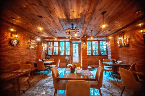 MUSMORE Boutique Hotel