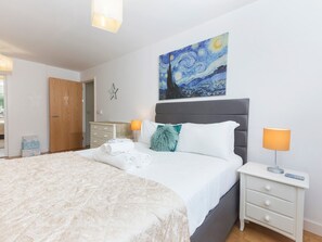 2 chambres, fer et planche à repasser, accès au Wi-Fi (inclus)