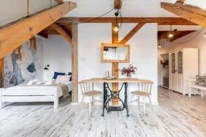 8 bedrooms, iron/ironing board, travel cot, free WiFi