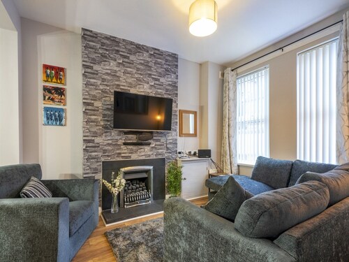 Pass the Keys | Cosy 3BR Victorian Terrace | Historic East Belfast