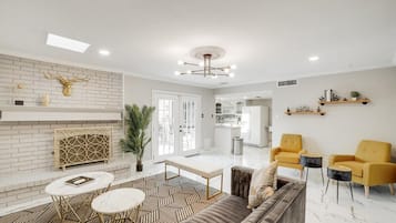 TV, fireplace, DVD player, offices