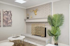 Interior - Spectacular 4BR/2.5B Home with Pool and Grill (Carrollton)