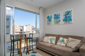 TV, video library - 500m from Top Market | Partial SEA View #CA36 (Florianópolis)