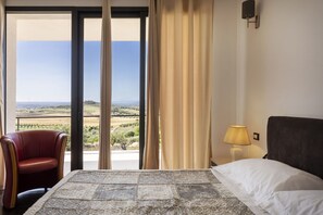 3 bedrooms, iron/ironing board, travel crib, free WiFi - Villa Regina - Villa with pool (Noto)