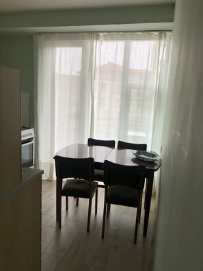 تناول الطعام