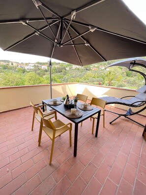 Outdoor dining - Family room (Toscana)