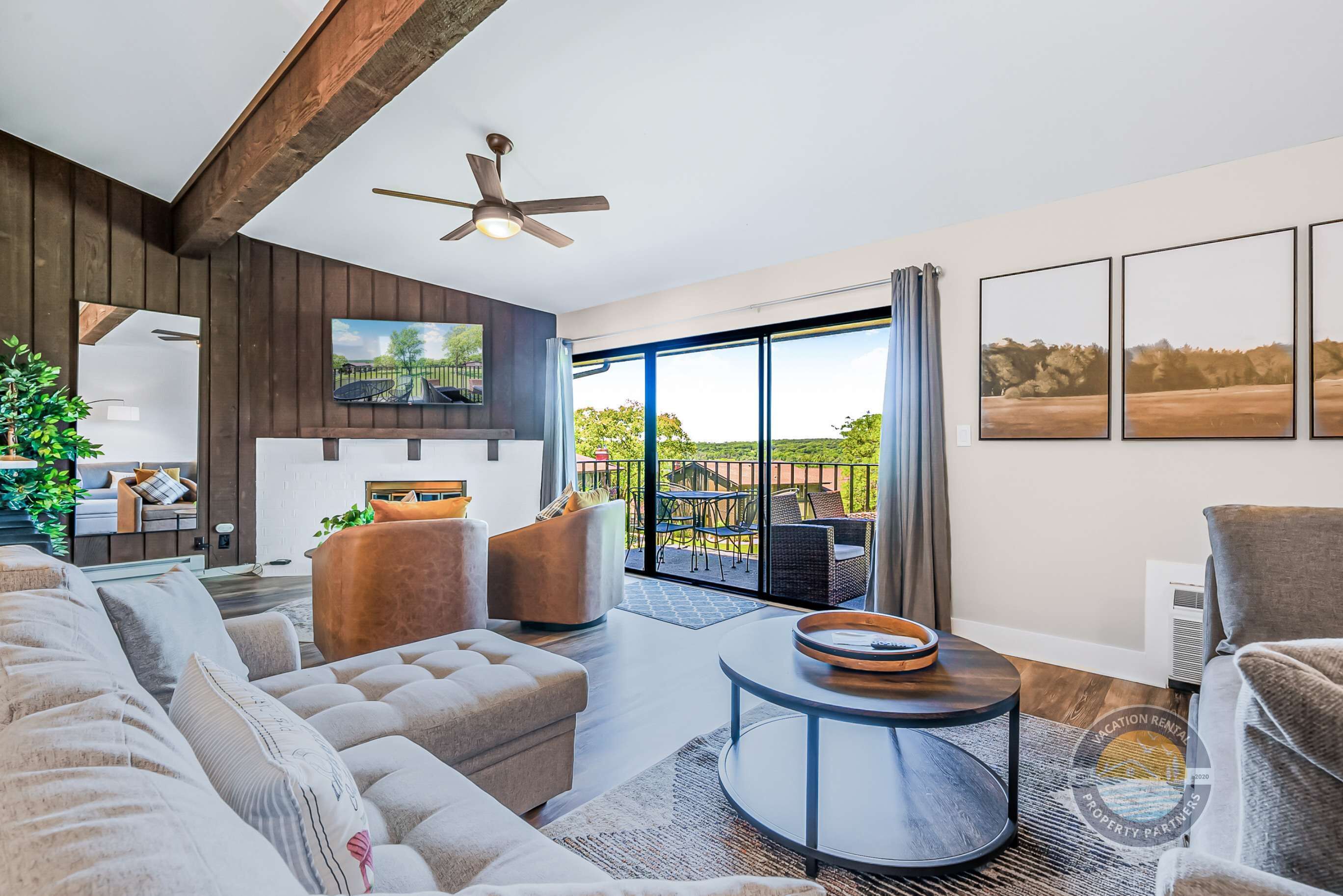 TV, fireplace, offices