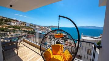 Apartment, 1 Bedroom, Balcony, Sea View ((4 Adults)) | Balcony