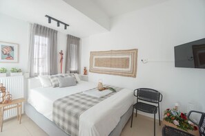 1 bedroom, iron/ironing board, Internet, bed sheets