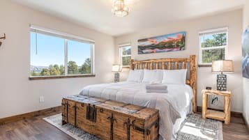 3 makuuhuonetta, silitysrauta/-lauta, vauvan matkasänky, ilmainen Wi-Fi