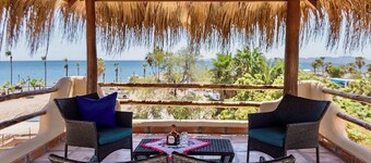 Steps to BEACH! Privacy in the Heart of Loreto!