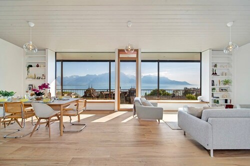 Villa Rose in the center of Montreux by GuestLee