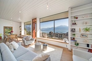 Télévision, jeux vidéo, lecteur de DVD, espaces bureaux