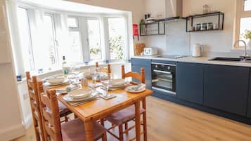 Cottage | Interior