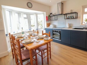 Cottage | Interior - Field Cottage (York)