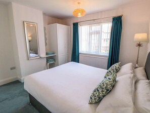 Cottage | Interior - Field Cottage (York)