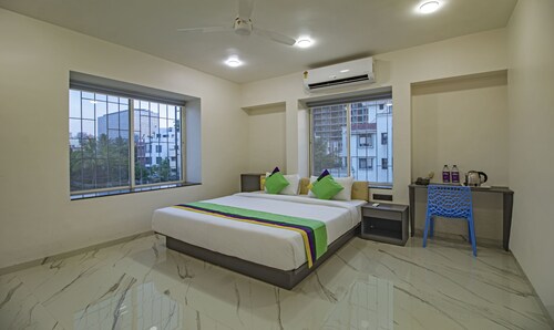 Treebo Atithi Comforts Inn
