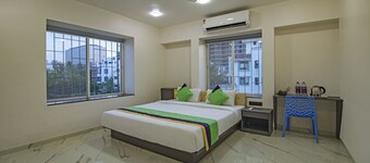 Treebo Atithi Comforts Inn