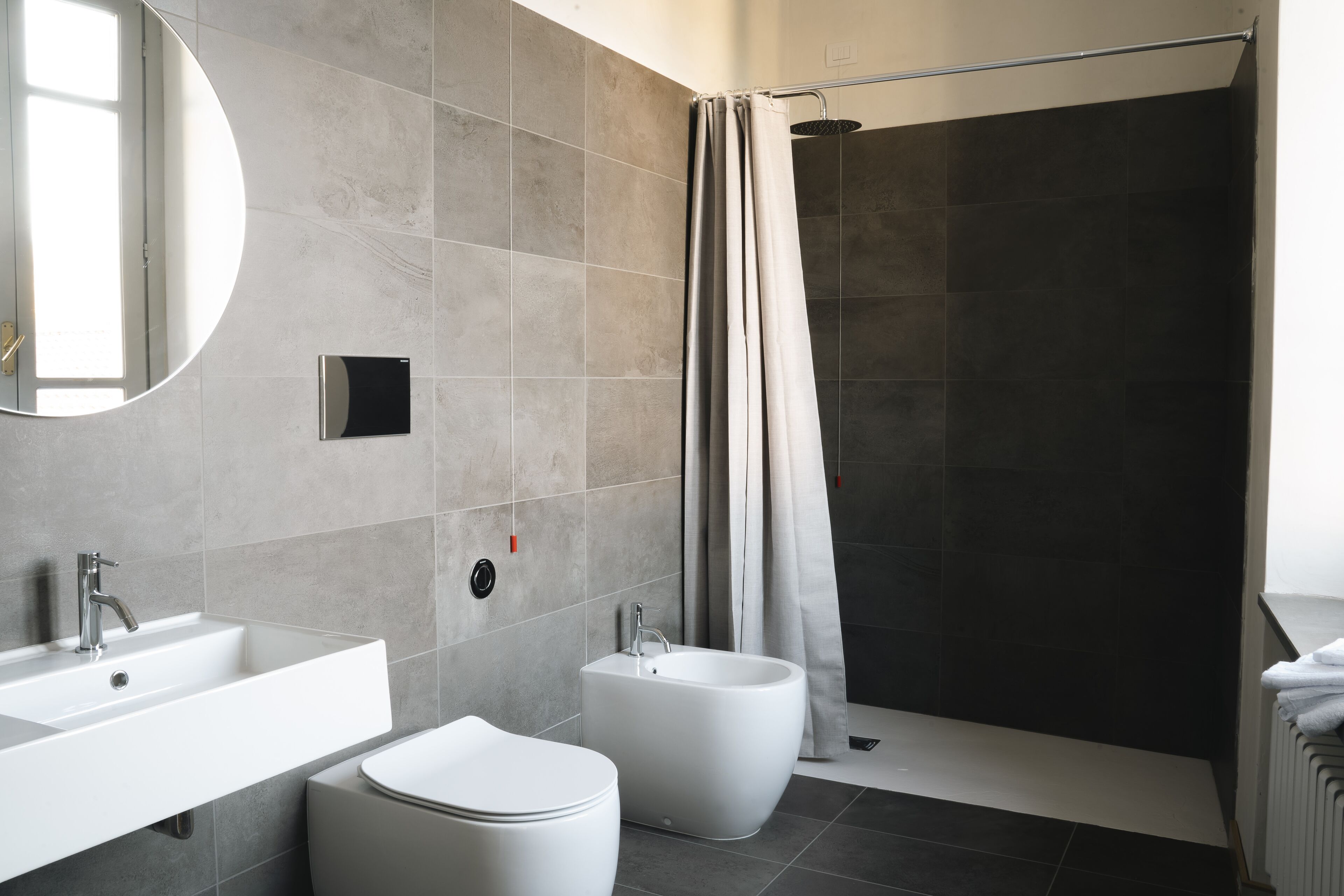 Camera Superior | Bagno | Doccia, set di cortesia firmato, asciugacapelli, pantofole