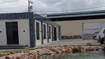 Utomhuspool