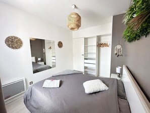 4 habitaciones, cuna de viaje, wifi gratis y ropa de cama 