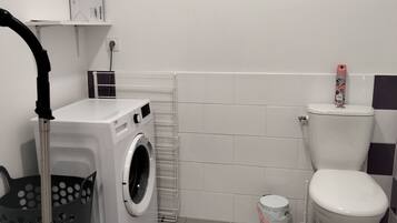 Een douche, een haardroger