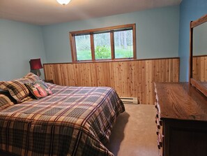 3 chambres, fer et planche à repasser, accès au Wi-Fi (inclus)