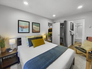 1 slaapkamer, een strijkplank/strijkijzer, gratis wifi, beddengoed