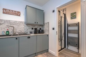 Interior - The Cotswold Woodland by Fortuna Property Portfolio (Cheltenham)