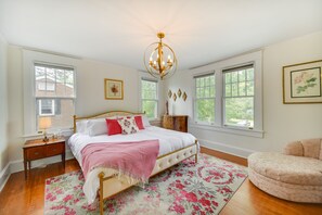 3 bedrooms, premium bedding, desk, iron/ironing board - Elizabeth City Vacation Rental: Gazebo w/ Hot Tub! (Elizabeth City)