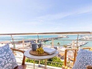 Outdoor dining - Apartment Narcis by Interhome (L'Ampolla)